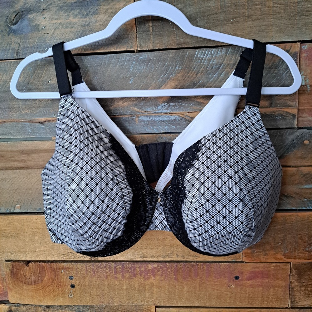 Cacique Bra Womens 40DDD Black White Underwire Molded Lightly Padded Cups